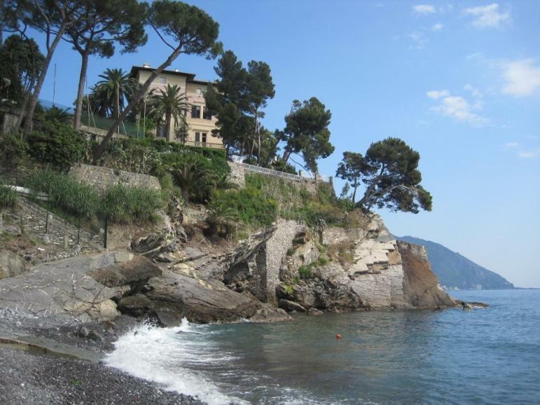 Villino Miramare Bed & Breakfast Recco Bagian luar foto